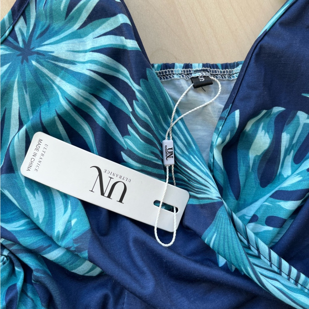 Tropical Dress - Small - Picture 3 of 6